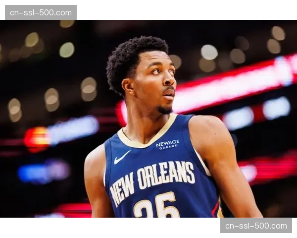 墨菲三世场均31.3分,三分与抢断数据俱佳 墨菲三世场均31.3分,三分与抢断数据俱佳