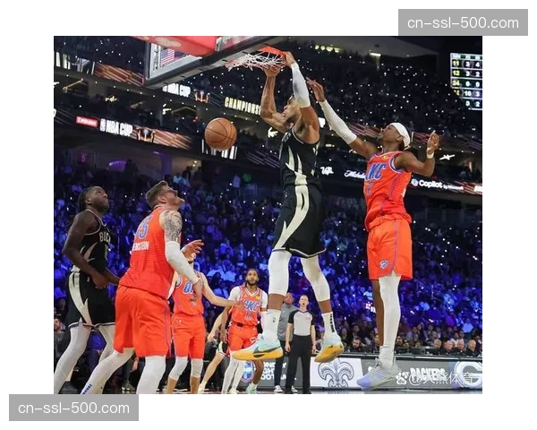 莱恩21分5抢断防守压迫,雄鹿外线防守强度季后赛级别 莱恩21分5抢断防守压迫,雄鹿外线防守强度季后赛级别